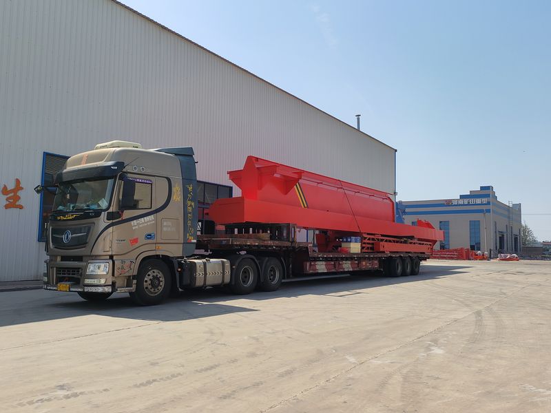 電動葫蘆門式起重機 MHxh16t—32m 制作完成，發(fā)往新疆交付客戶使用。