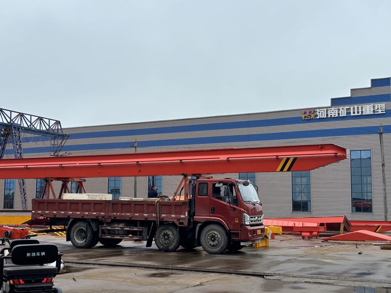 電動單梁起重機(jī) LD5t-17m 制作完成  裝車發(fā)出